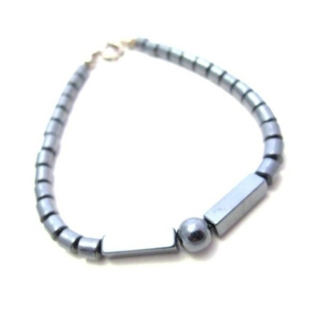 Hematite Beaded Bracelet Gunmetal Grey Geometric Minimalist Spring Ring Clasp 7"